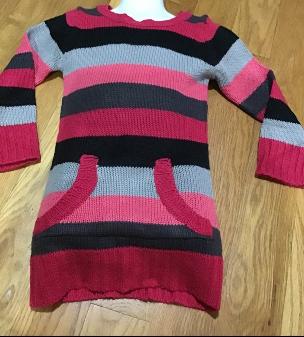 Cozy and Stylish Striped Girls Sweater Dress size 5 - I Bought a Yard Sale