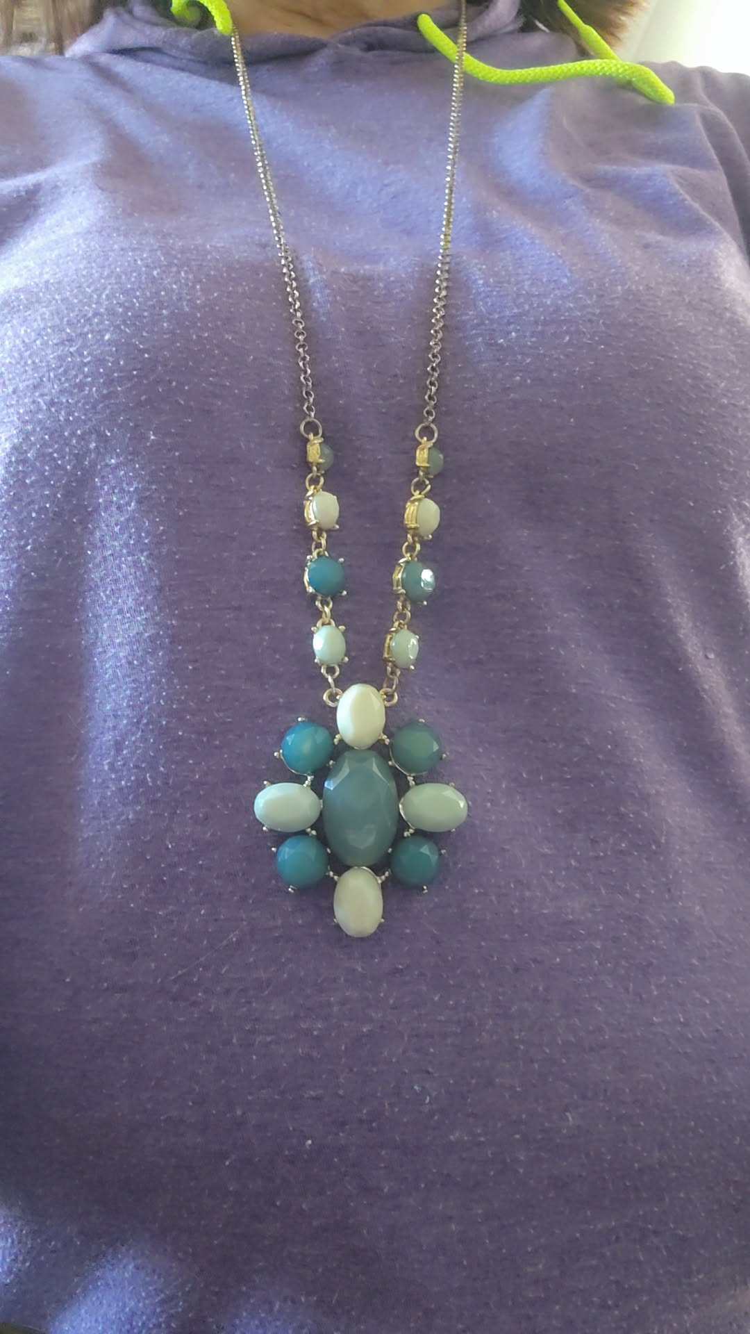This vintage necklace features a stunning cluster of teal and cream stones - I Bought a Yard Sale