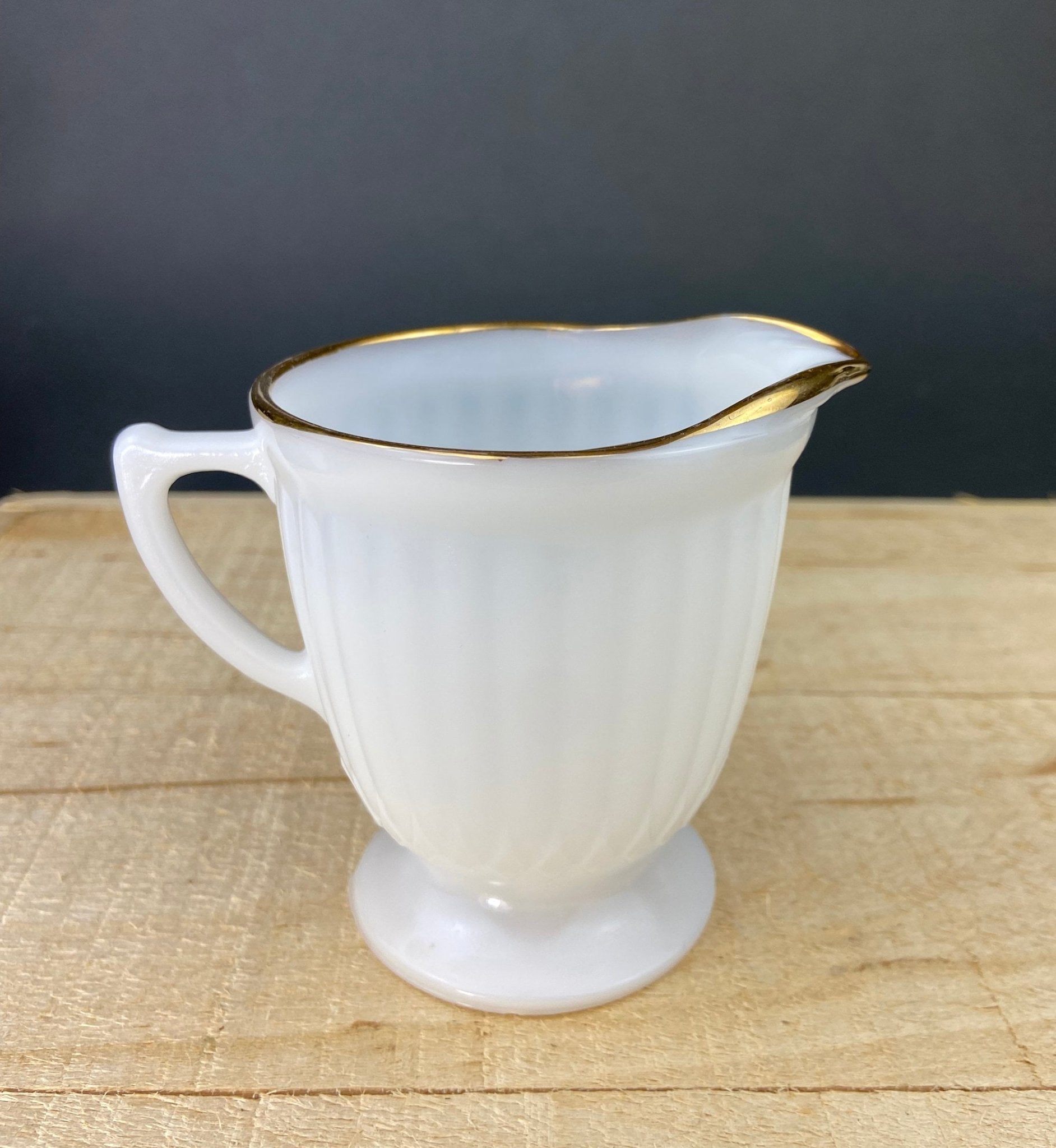 1930s Monax Petalware Opalescent Glass Dinner Plates. White Glass with Gold Rim. Depression Glass 8 Inch Dinner Plates. - I Bought a Yard Sale