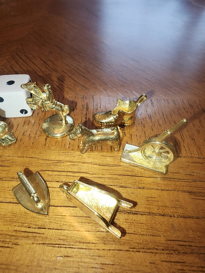 1998 Monopoly Deluxe Edition - replacement Parts - 10 Gold Token - I Bought a Yard Sale