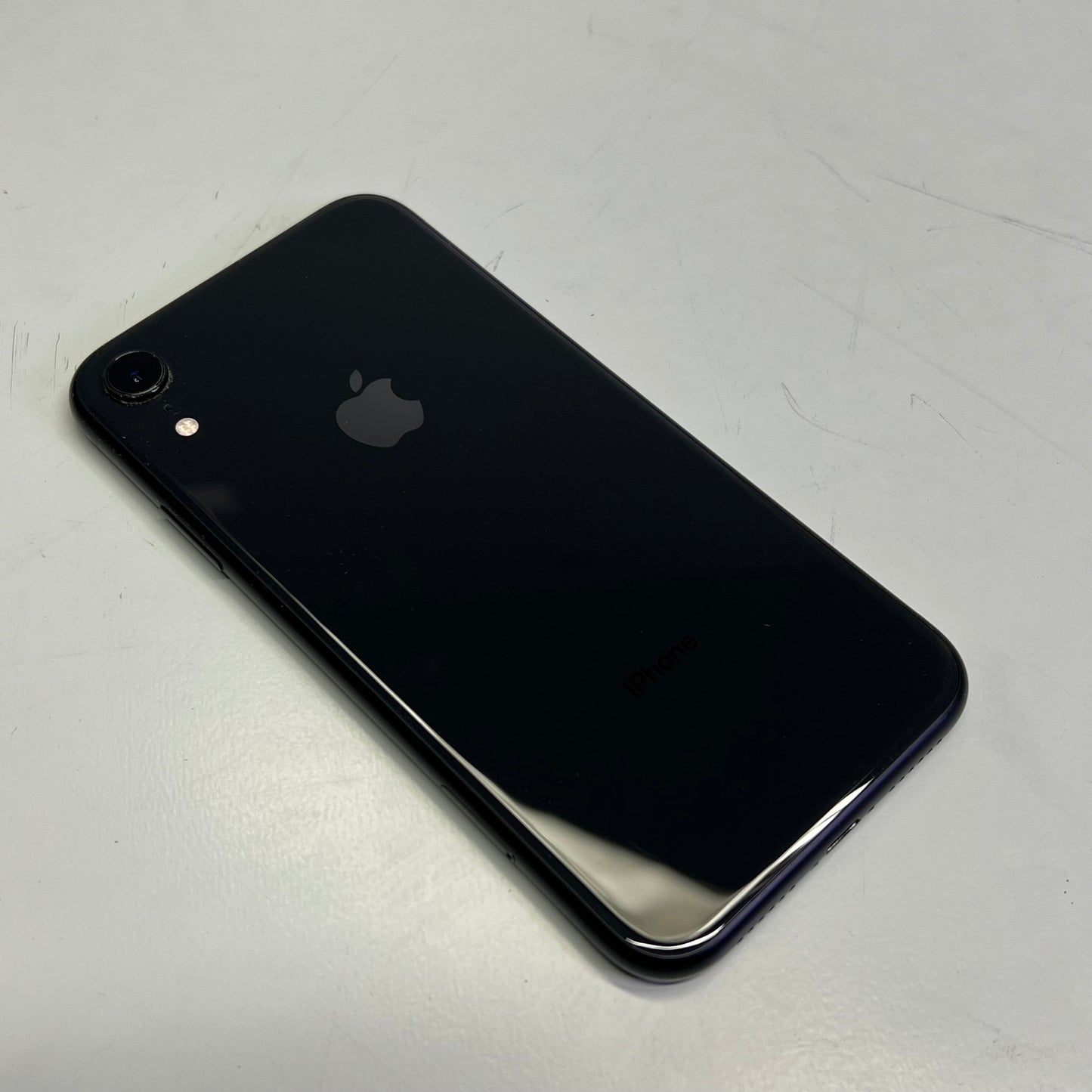 APPLE iPhone XR 64GB 6.1" Display Black (Pre-Owned)