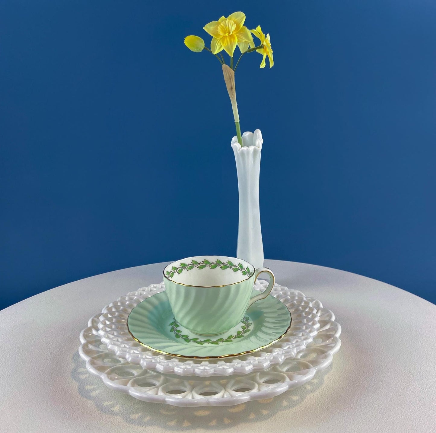 4 Minton Porcelain Cups and Saucers. Creamy Green & White Set with Delicate Leaf Garland Motif. Dining Room Table Decor. French Country. - I Bought a Yard Sale