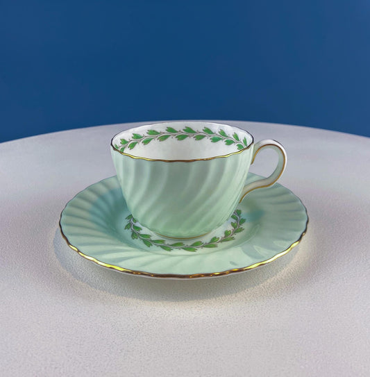 4 Minton Porcelain Cups and Saucers. Creamy Green & White Set with Delicate Leaf Garland Motif. Dining Room Table Decor. French Country. - I Bought a Yard Sale
