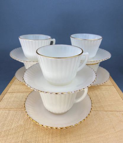 5 Opalescent Monax Petalware TeaCups. White and Gold Brim Depression Glass Coffee Cups. White Table Setting. Houseware. Dinning Room Decor. - I Bought a Yard Sale