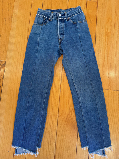Vetements reconstructed denim pants Levi’s jeans denma size extra small womens