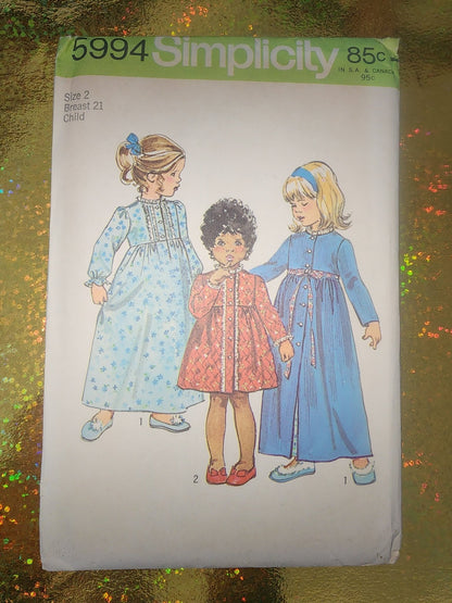 5994 Vintage Simplicity Sewing Pattern Toddler's Robe Nightgown size 2 - I Bought a Yard Sale