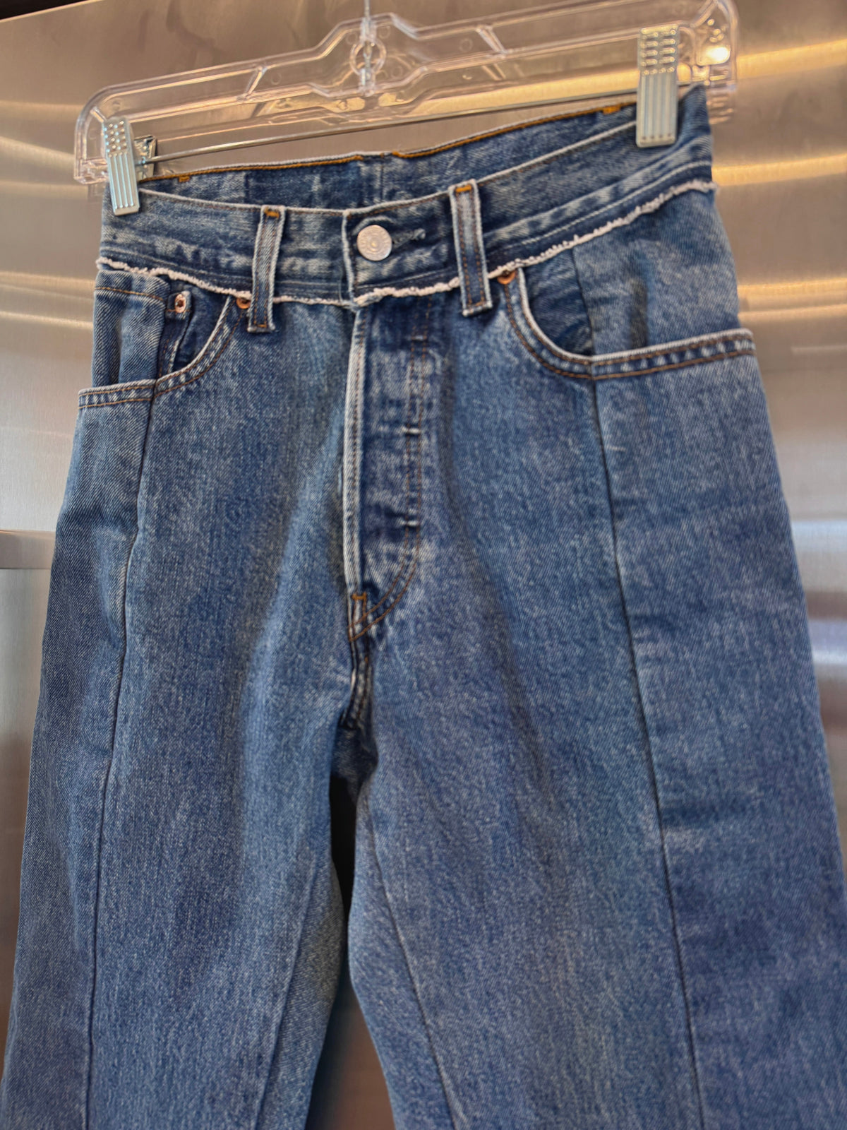 Vetements reconstructed denim pants Levi’s jeans denma size extra small womens
