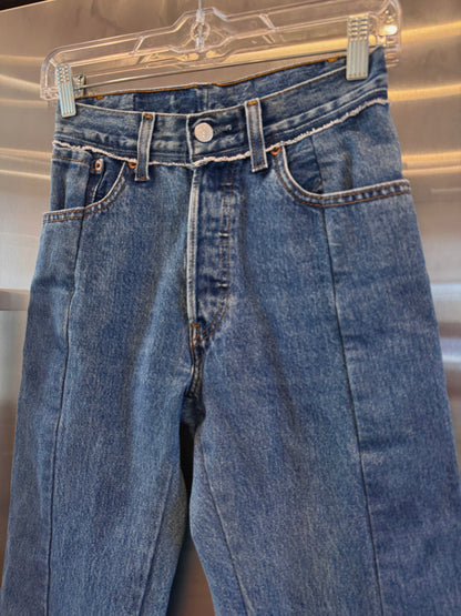 Vetements reconstructed denim pants Levi’s jeans denma size extra small womens