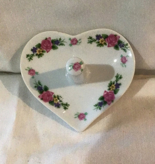 Porcelain Heart Shaped  Tree Ring with Roses