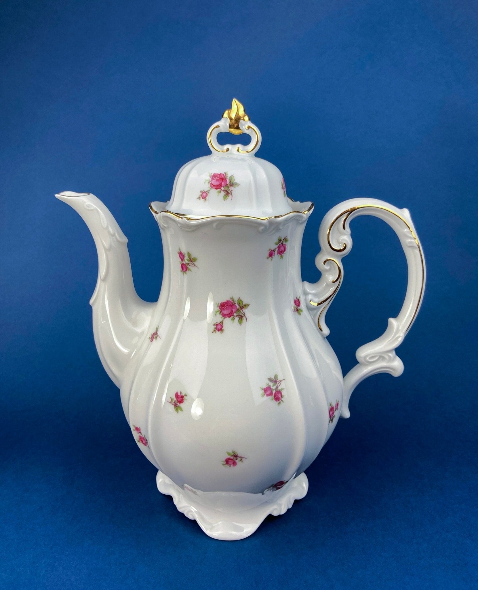 Antique Bavarian Teapot, Coffee Pot, Creamer, Sugar Bowl Set by Hertel Jacob Porcelain Co. - I Bought a Yard Sale