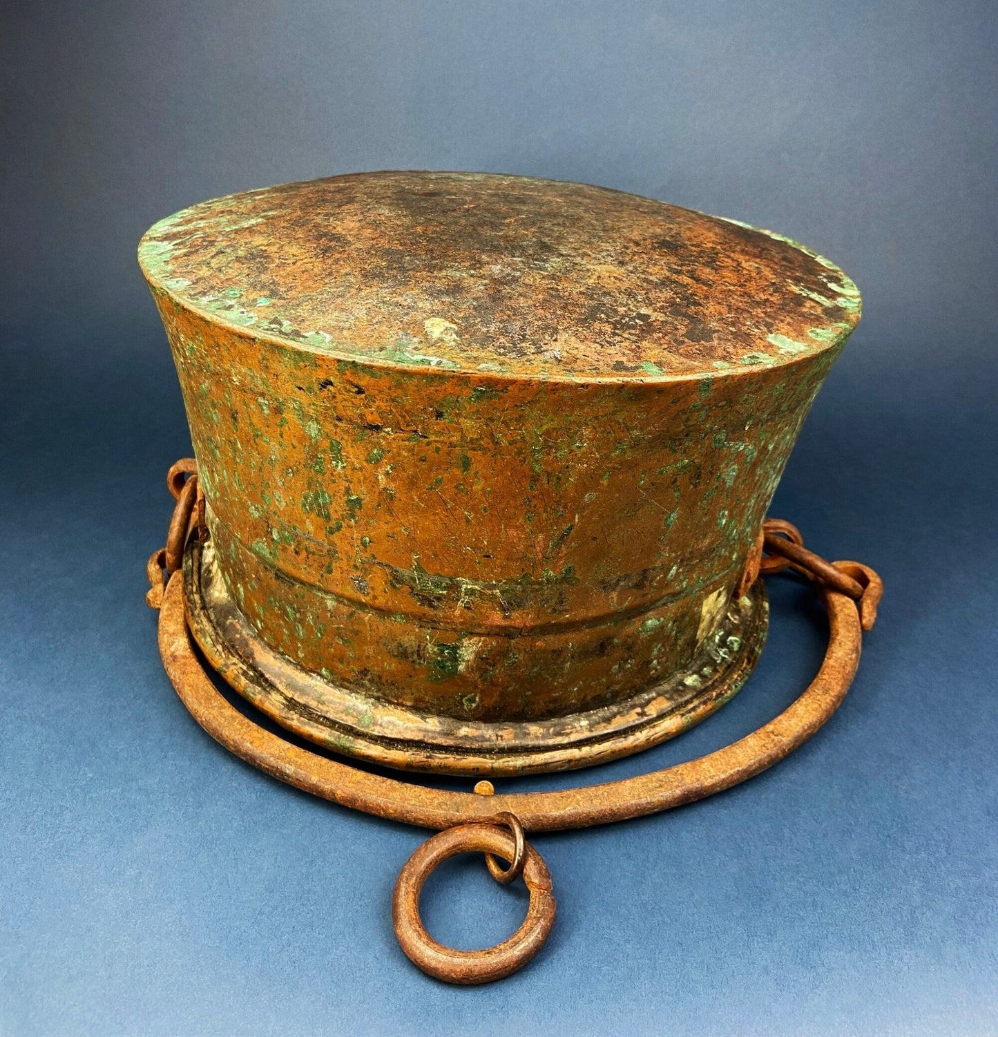 Antique Copper Cauldron. Large Hand Pounded Bucket with Wrought Iron Handle. Hand Hammered Fire Wood Scuttle. Rustic Home Decor. - I Bought a Yard Sale