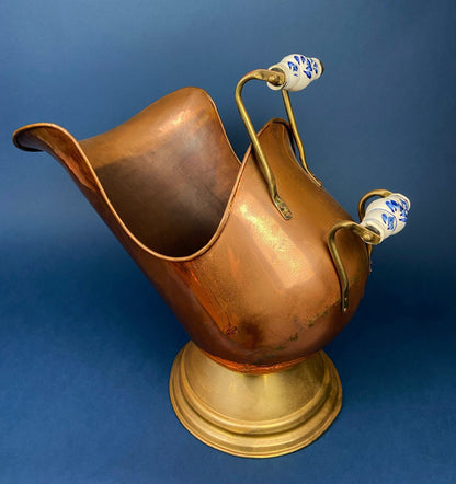 Antique Copper Cauldron with Brass Bottom & Ceramic Handles. Hand Hammered Scuttle for Firewood. Rustic Home Decor. - I Bought a Yard Sale