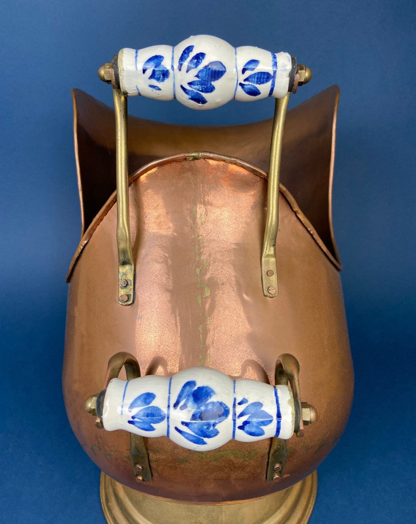 Antique Copper Cauldron with Brass Bottom & Ceramic Handles. Hand Hammered Scuttle for Firewood. Rustic Home Decor. - I Bought a Yard Sale