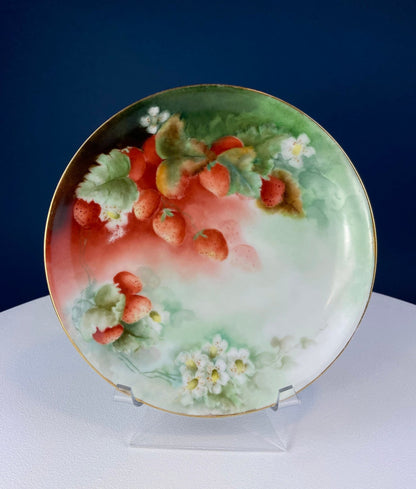 Antique Dessert Plate with Hand - Painted Strawberries. Hutschenreuther Porcelain, 1914. Modern Farmhouse, French Country. Collectible. - I Bought a Yard Sale