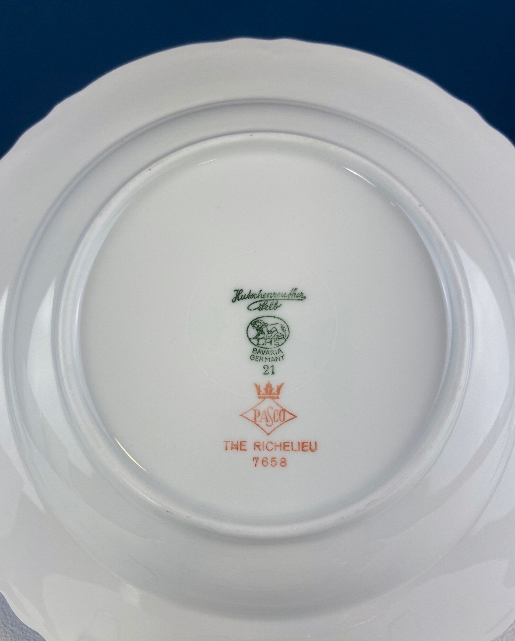 Antique Hutschenreuther Porcelain Soup Plates. Set of 12, Richelieu Rose Garlands Motif. Wedding Gift Idea. Fine Dining. Modern Farmhouse. - I Bought a Yard Sale