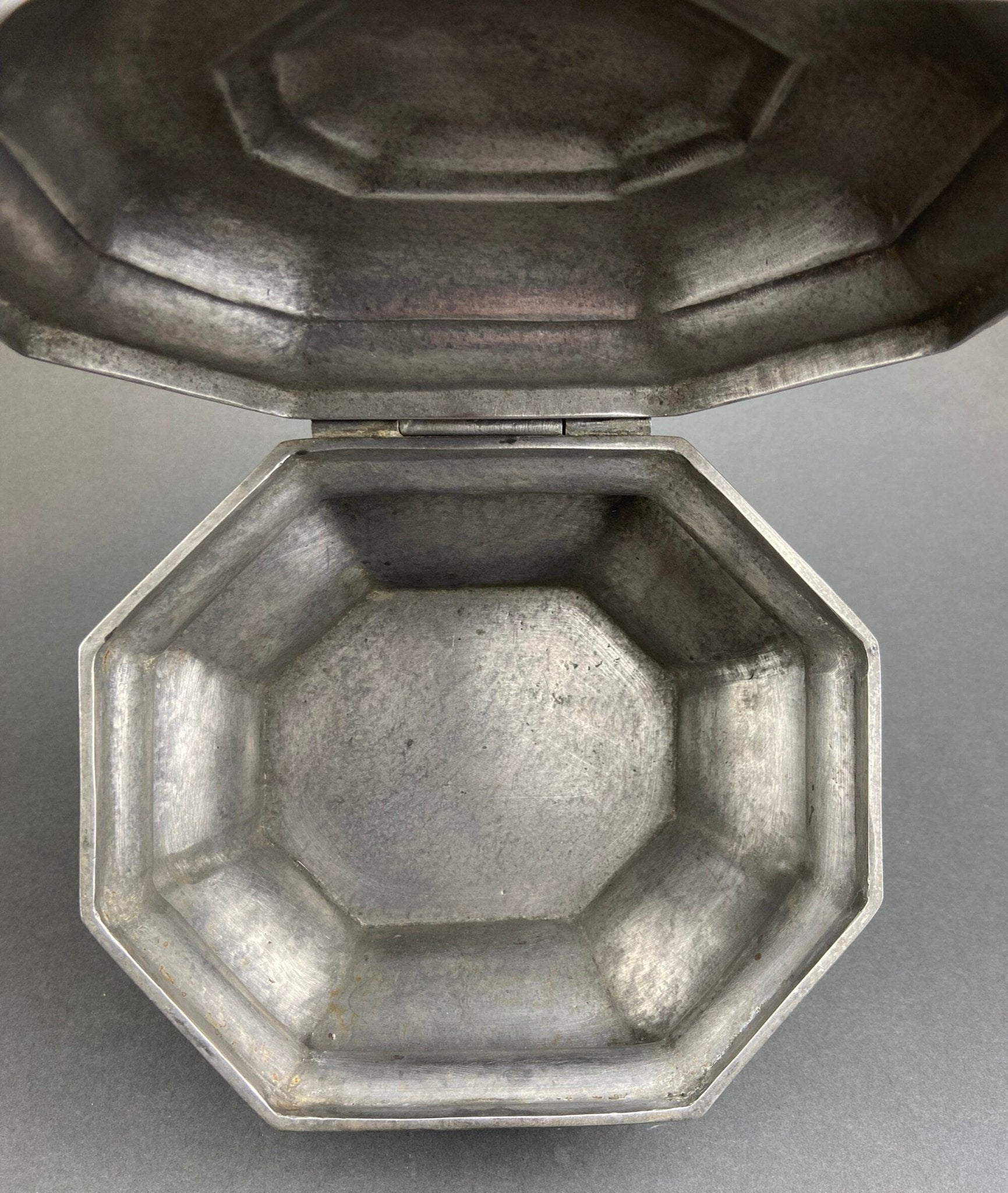 Antique Italian Pewter Box with Hinged Lid. Large Pewter Bowl Made in Italy. Trinket or Jewelry Box. - I Bought a Yard Sale