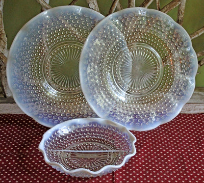 Antique Oval Silver & Glass Serving Platter. Godinger Silver Art. Fluted Glass with Etched Reticulated Silver Tray. Hosting Essential. - I Bought a Yard Sale