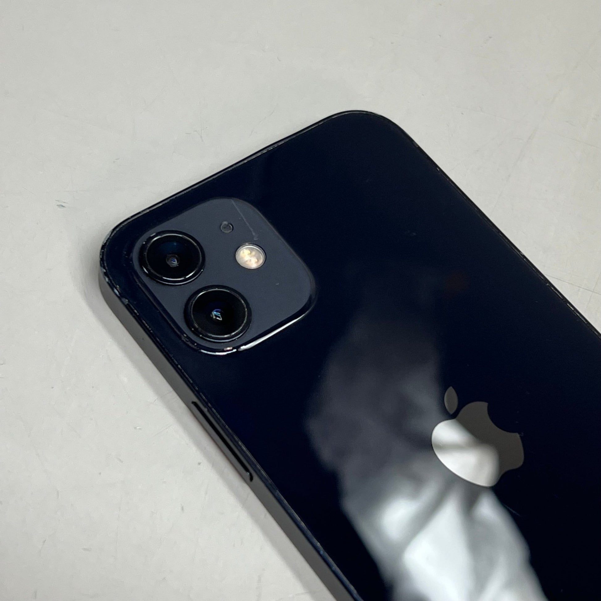 APPLE 2020 iPhone 12 64GB IOS 17 6.1" Display Black A2172 (Pre - Owned ) - I Bought a Yard Sale