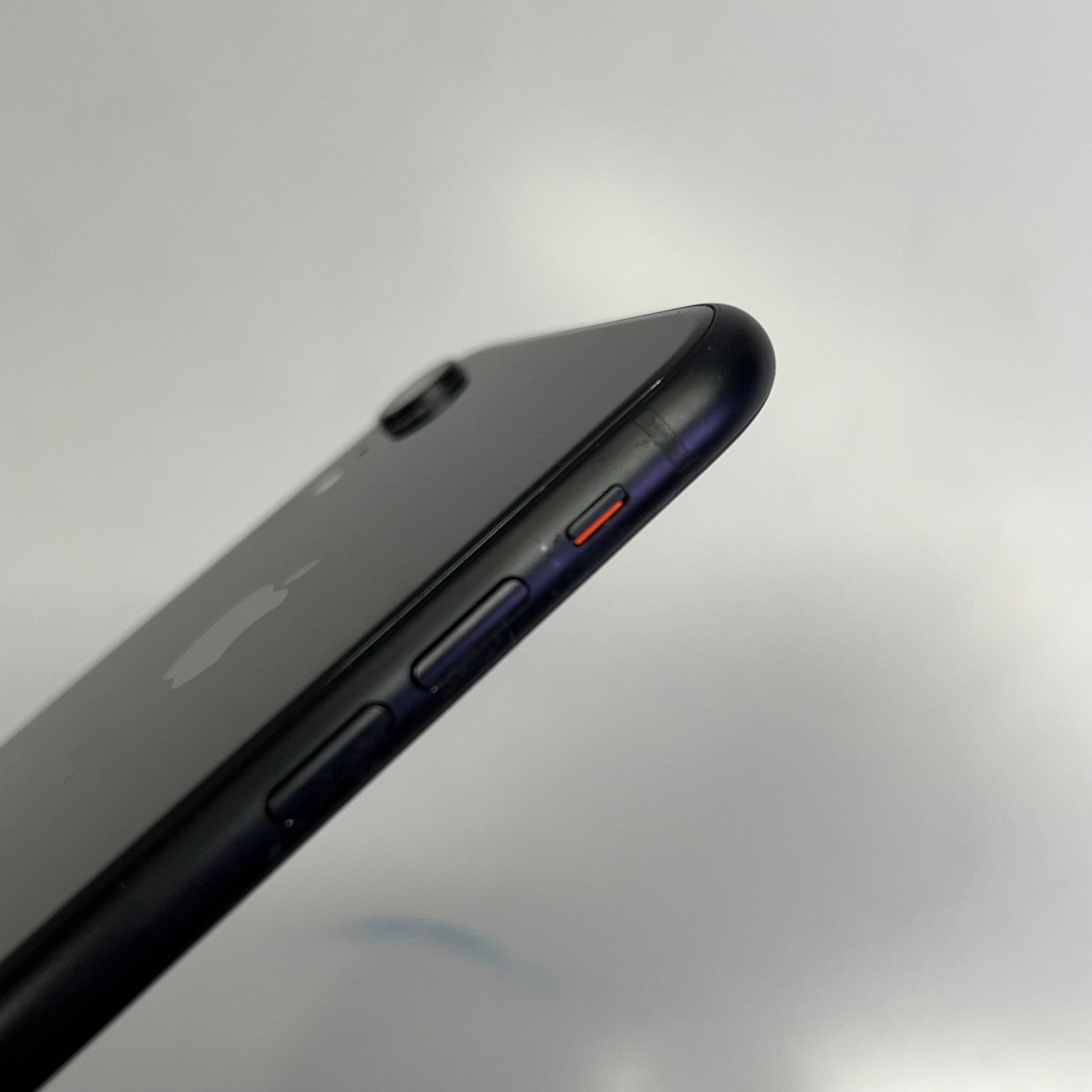 APPLE iPhone XR 64GB 6.1" Display Black (Pre - Owned) - I Bought a Yard Sale