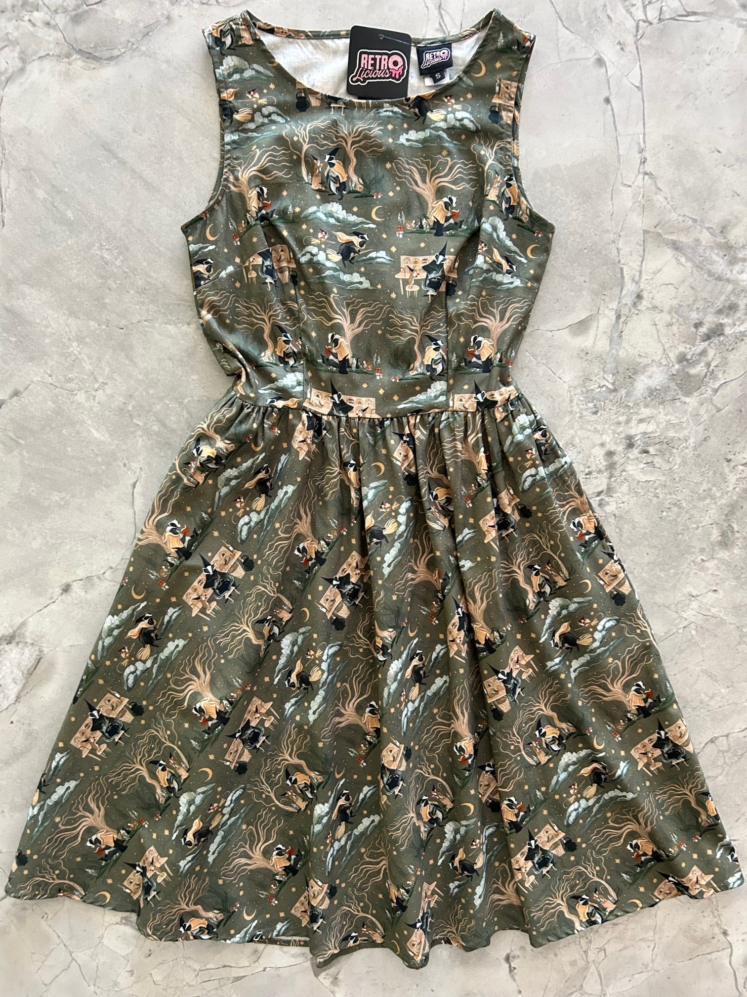 Badger & Mouse Vintage Dress - I Bought a Yard Sale