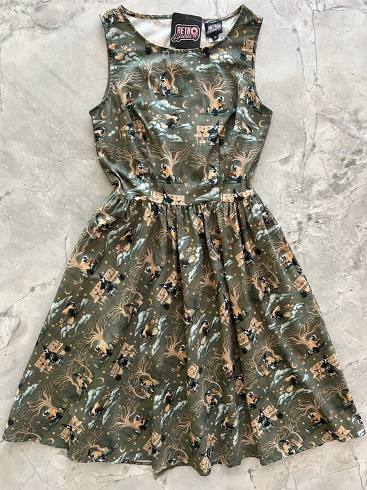 Badger & Mouse Vintage Dress - I Bought a Yard Sale