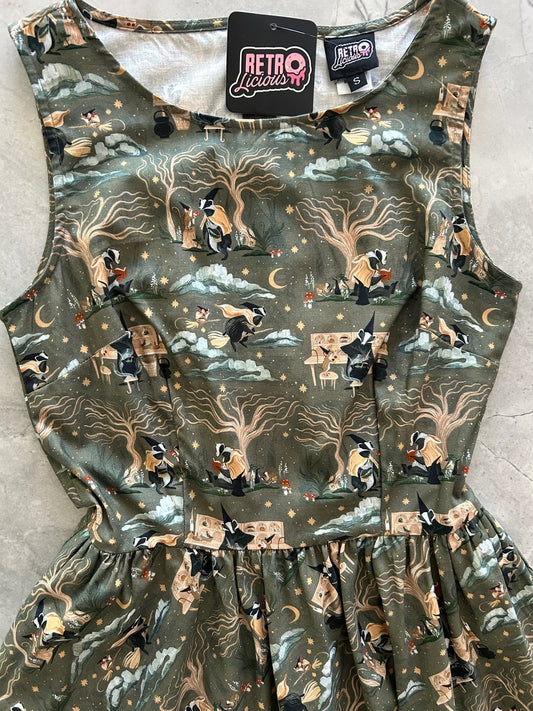 Badger & Mouse Vintage Dress - I Bought a Yard Sale
