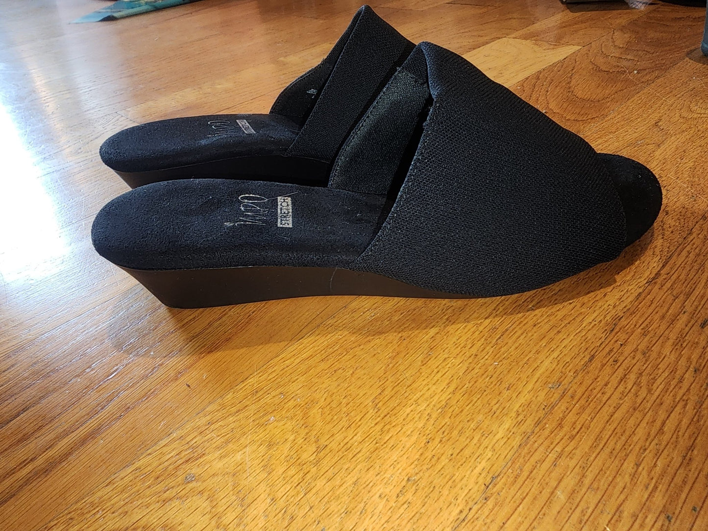 Black Impo Stretch Black Sandals Slip ons in very good condition - I Bought a Yard Sale