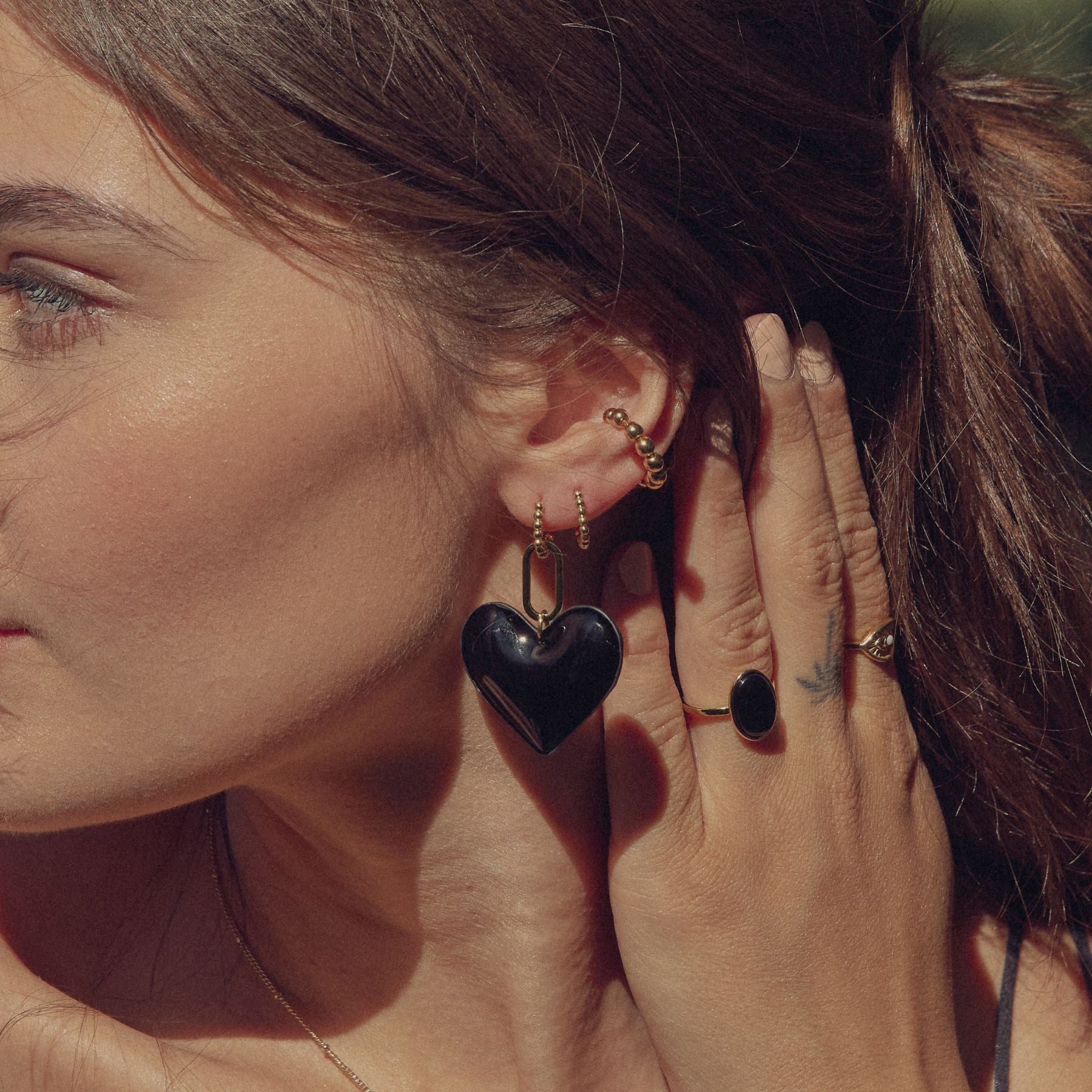 Black Oval Stone Ring in Gold - I Bought a Yard Sale