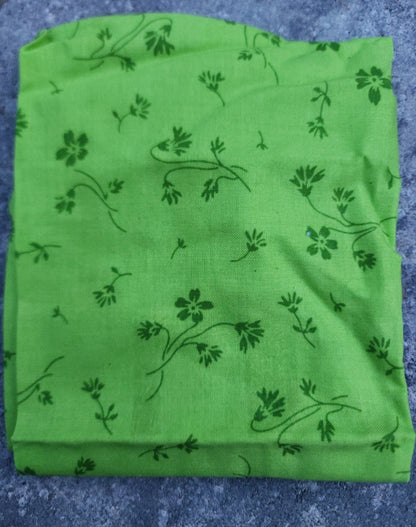 Bright Green Floral Fabric Quarter (18" x 21") - Perfect for Your Projects! - I Bought a Yard Sale