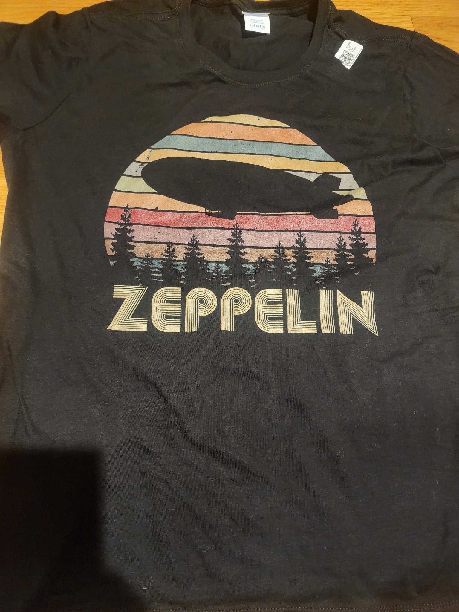 Classic Zeppelin Airship Black T-Shirt 42"x27L" - I Bought a Yard Sale