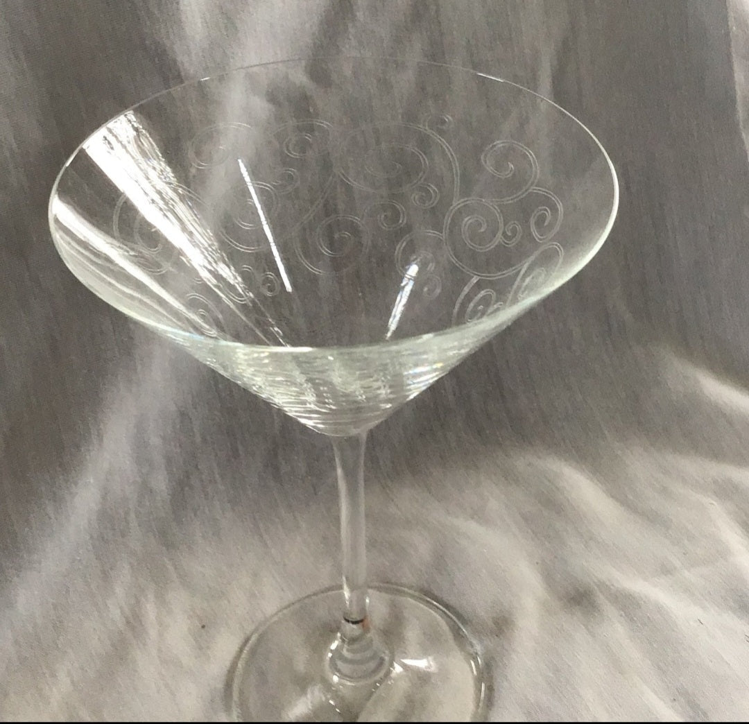 Cocktail Glasses with etched Swirls - I Bought a Yard Sale