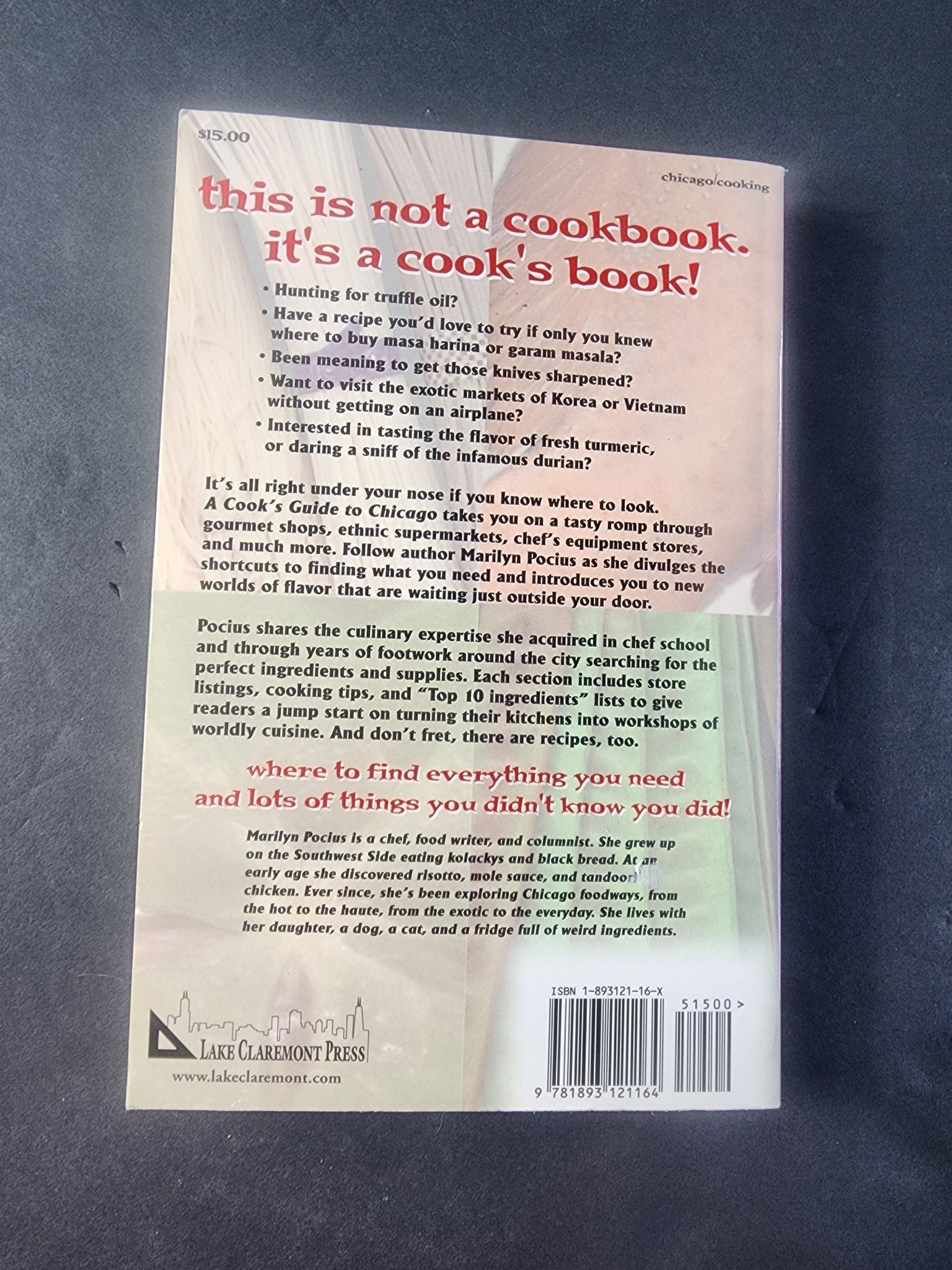 Cook's Guide to Chicago: Signed First Edition by Marilyn Pocius - I Bought a Yard Sale