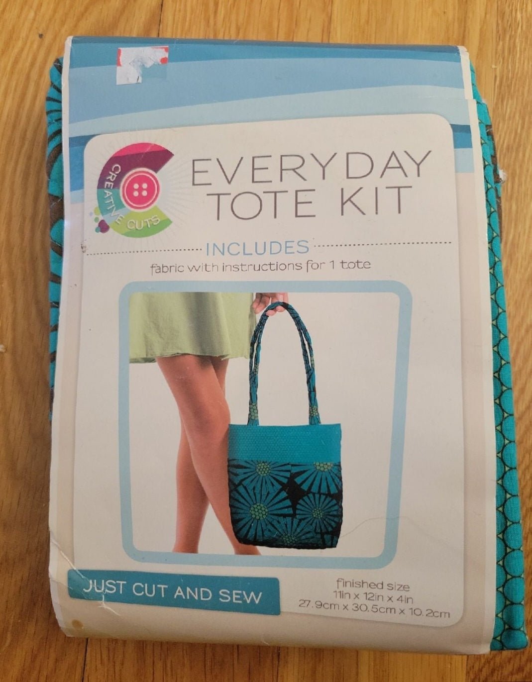 Creative Cuts Everyday Tote Kit Full Bloom - I Bought a Yard Sale