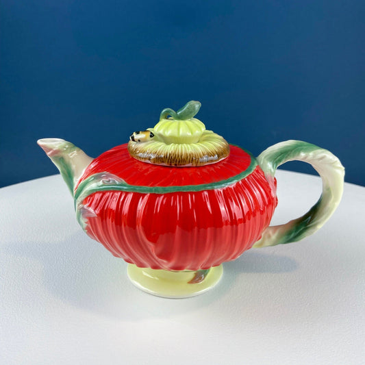Cute Red Poppy Shaped Tea Pot. Bee Sitting on Lid. Modern Farmhouse. Gift for Tea Lover. Wedding Registry. Spring Celebration. Collectible. - I Bought a Yard Sale