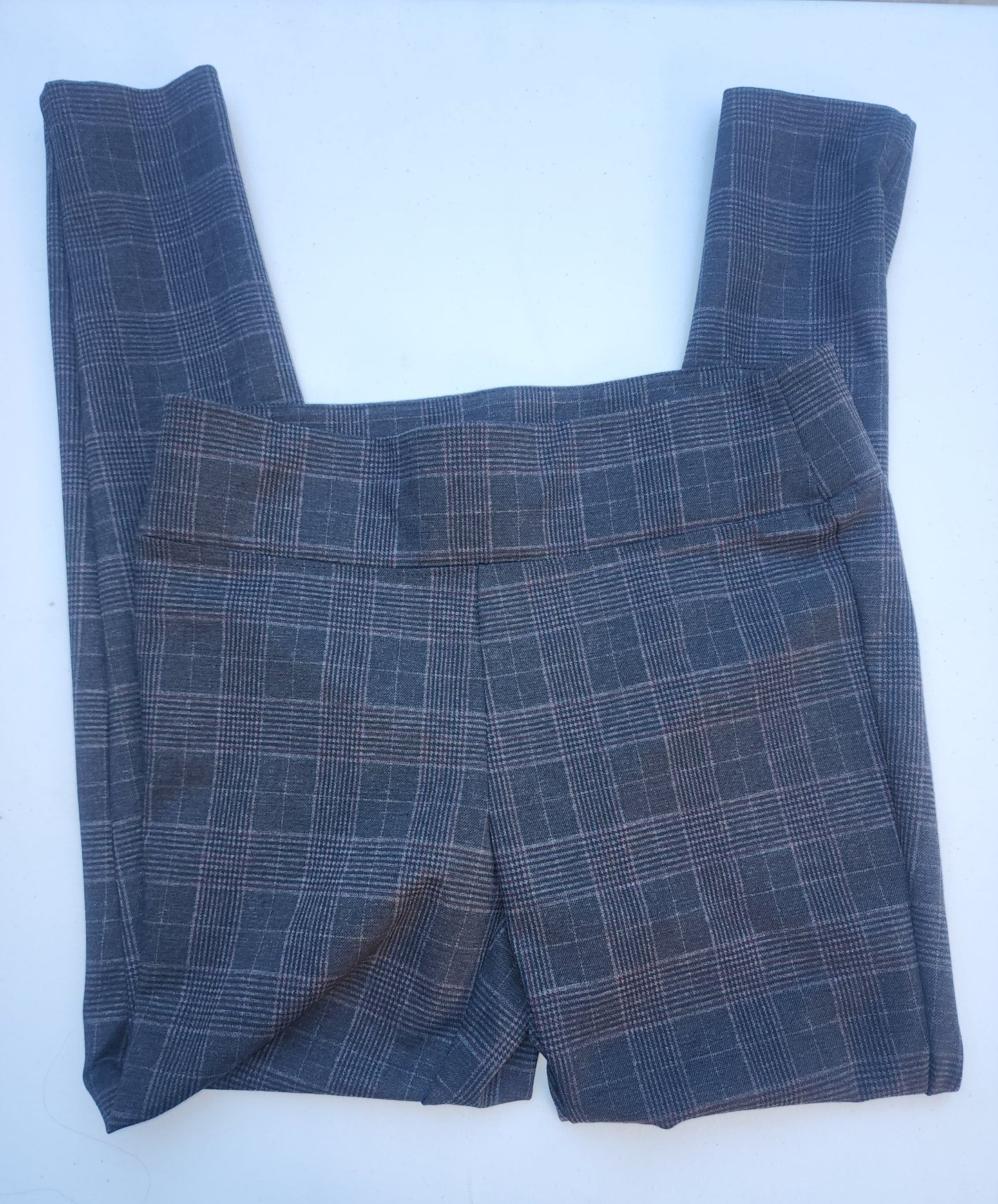D. JEANS Women’s gray plaid stretch Pants size 10 - I Bought a Yard Sale