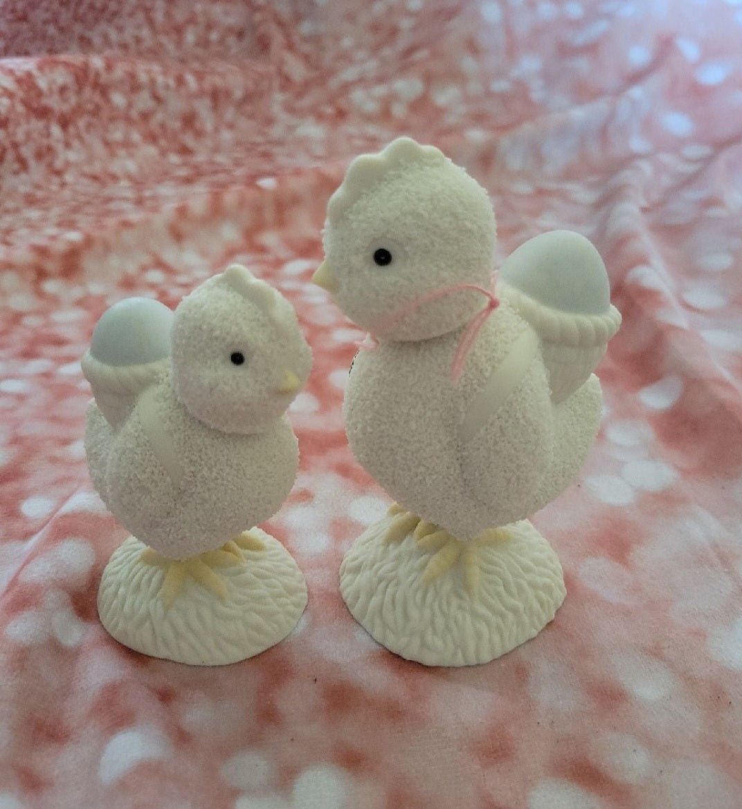 Dept 56 Two Chick Easter 2002 Figurines with bobble heaďs Snowbabies (1005) - I Bought a Yard Sale