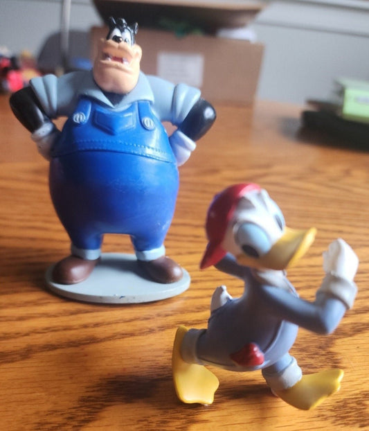 Disney PETE & DONALD Duck Gas Station Garage Mechanic PVC Figure Cake Topper - I Bought a Yard Sale