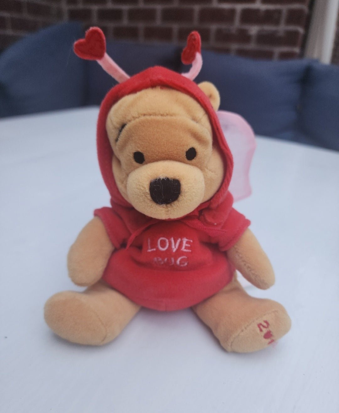 Disney’s Winnie the Pooh FIREFLY POOH 8” Mini Bean Bag Plush Toy Love Bug Valentine - I Bought a Yard Sale