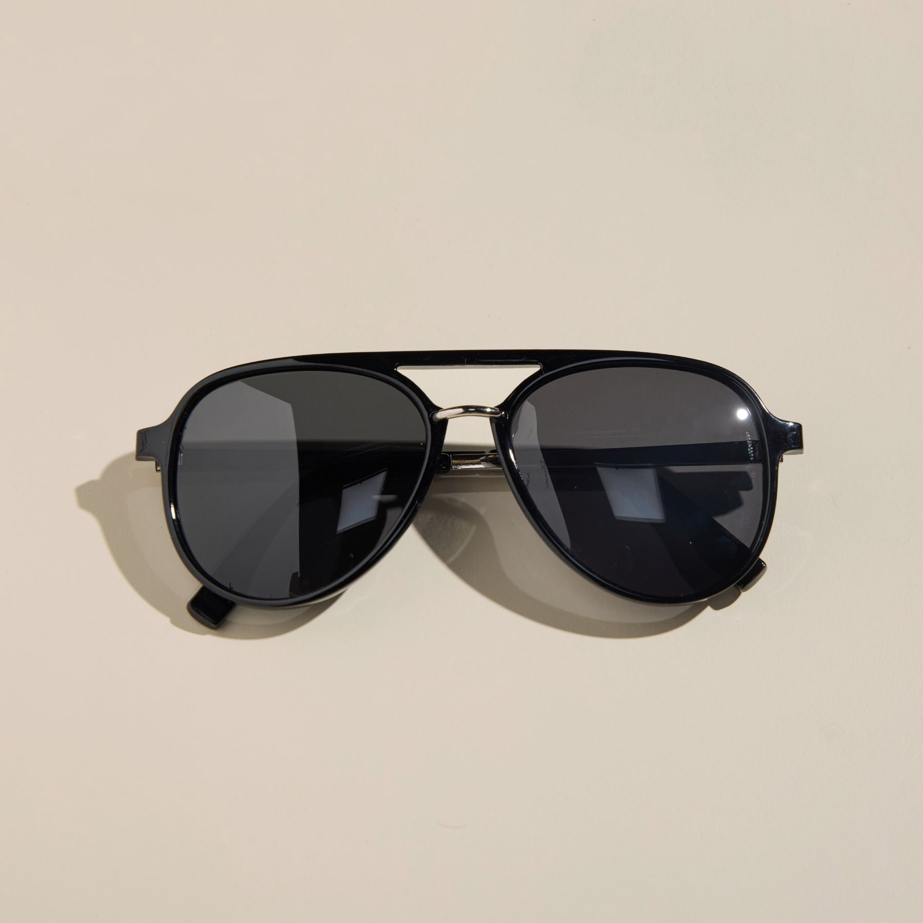 Earhart Black Sunglasses - I Bought a Yard Sale