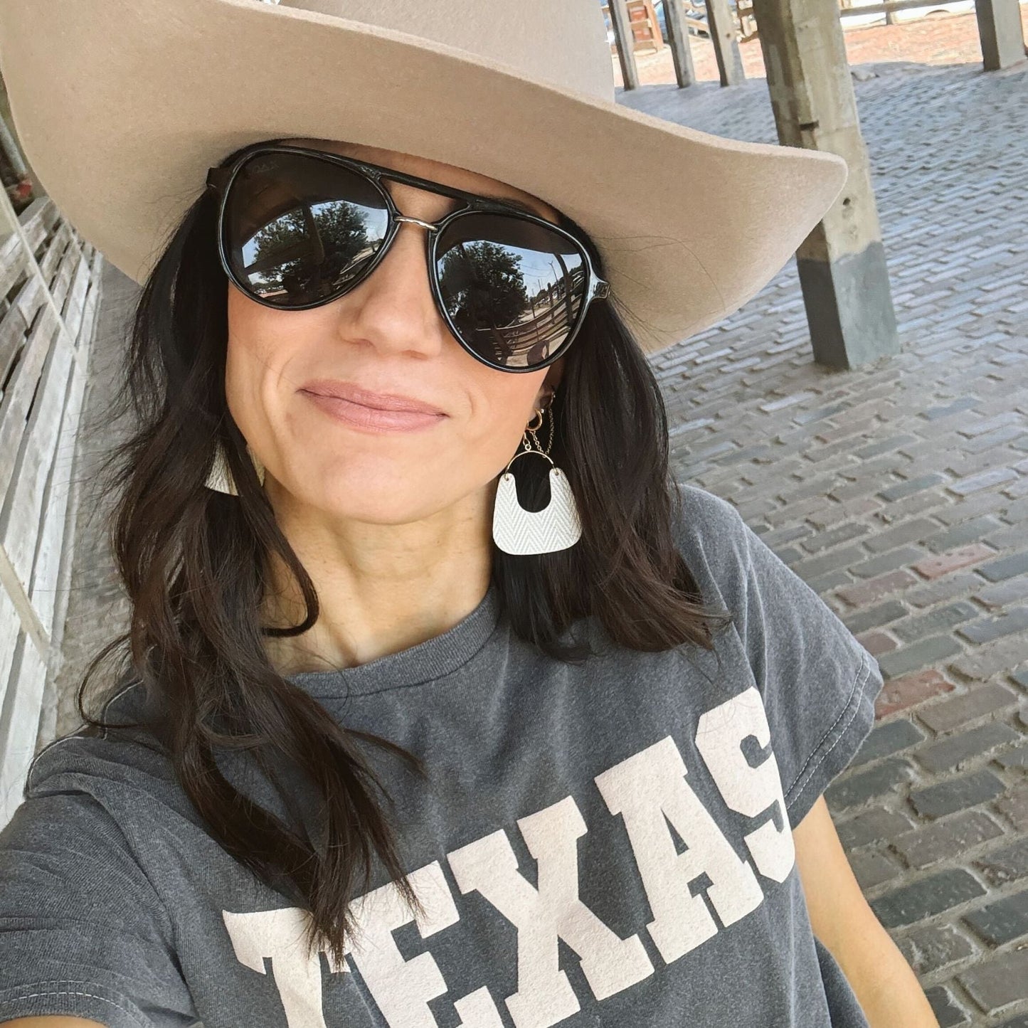 Earhart Black Sunglasses - I Bought a Yard Sale