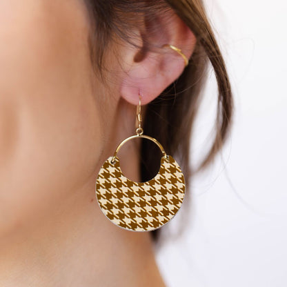 Ecru and Bronze Houndstooth Nina - I Bought a Yard Sale