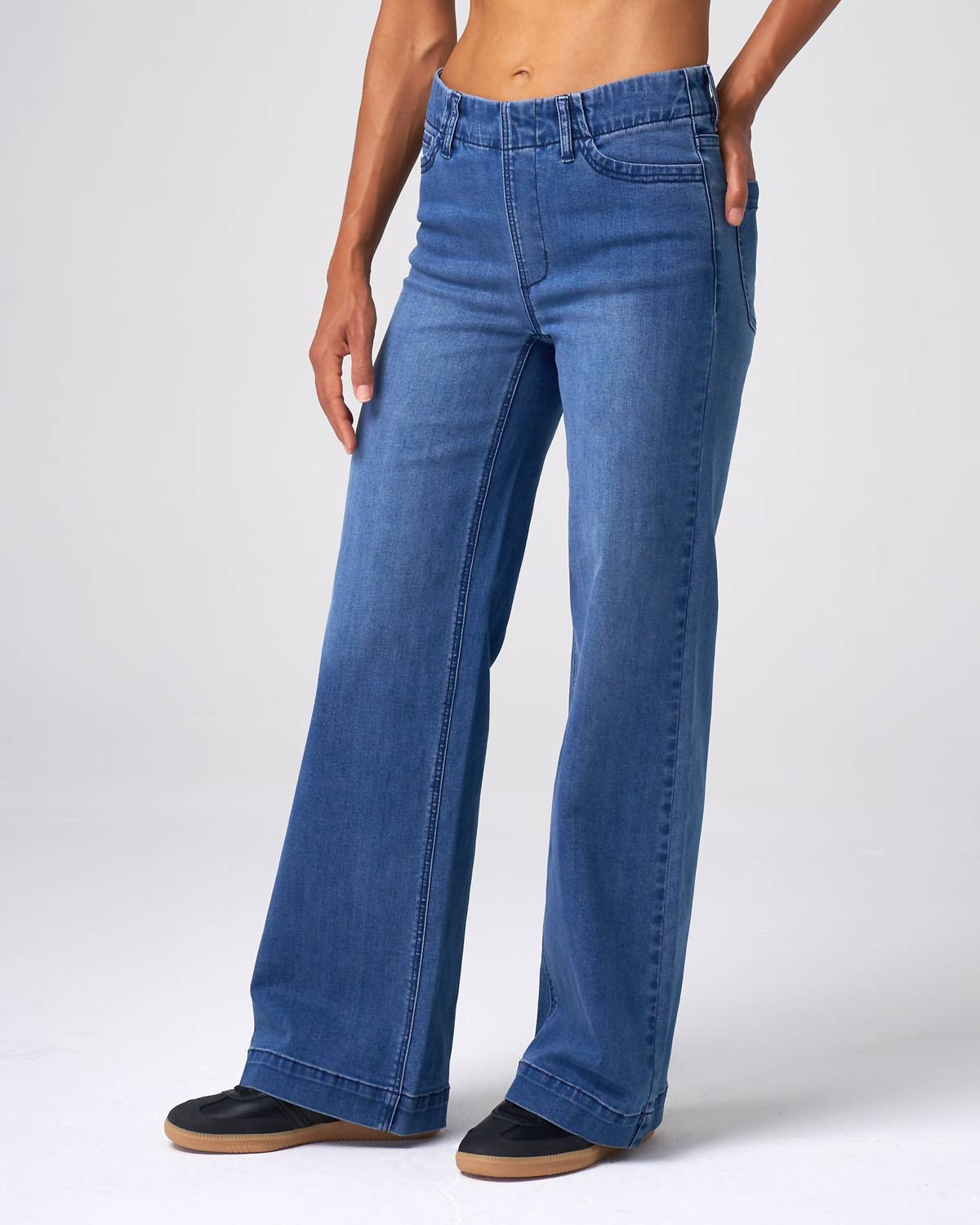 Effortless Wide Leg Jeans - I Bought a Yard Sale