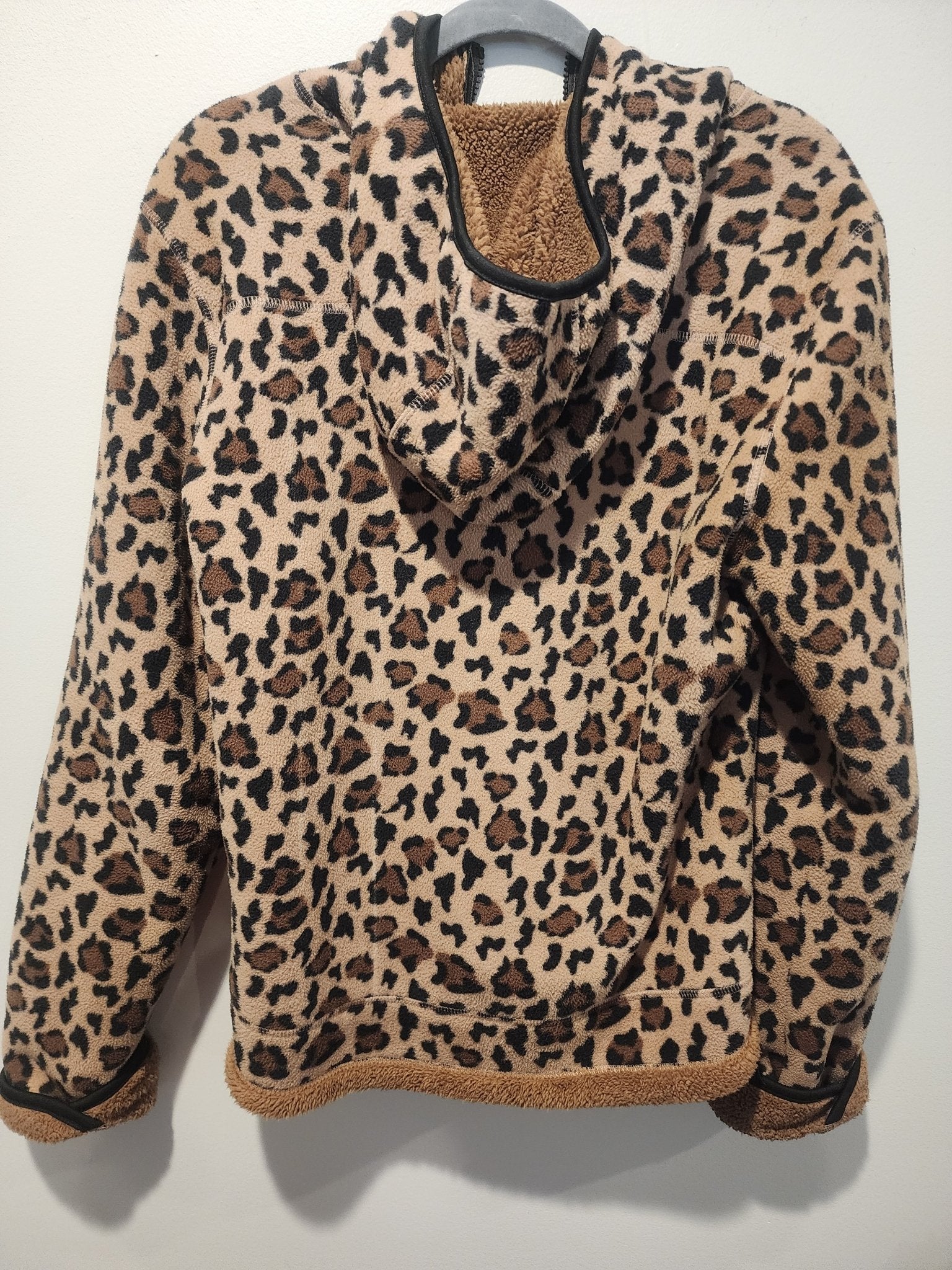 Faded Glory Leopard print Fleece Jacket M - I Bought a Yard Sale