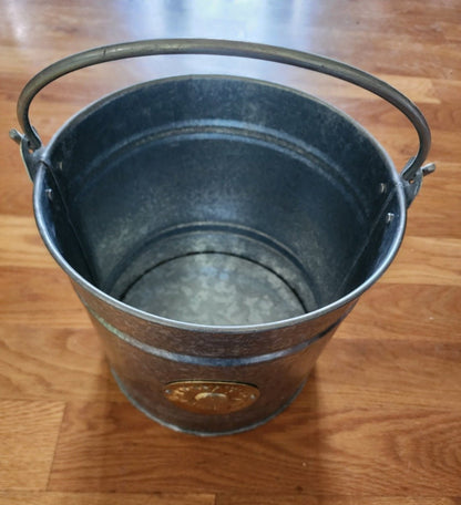 Galvanized metal ice bucket Lunch pail with lid - I Bought a Yard Sale