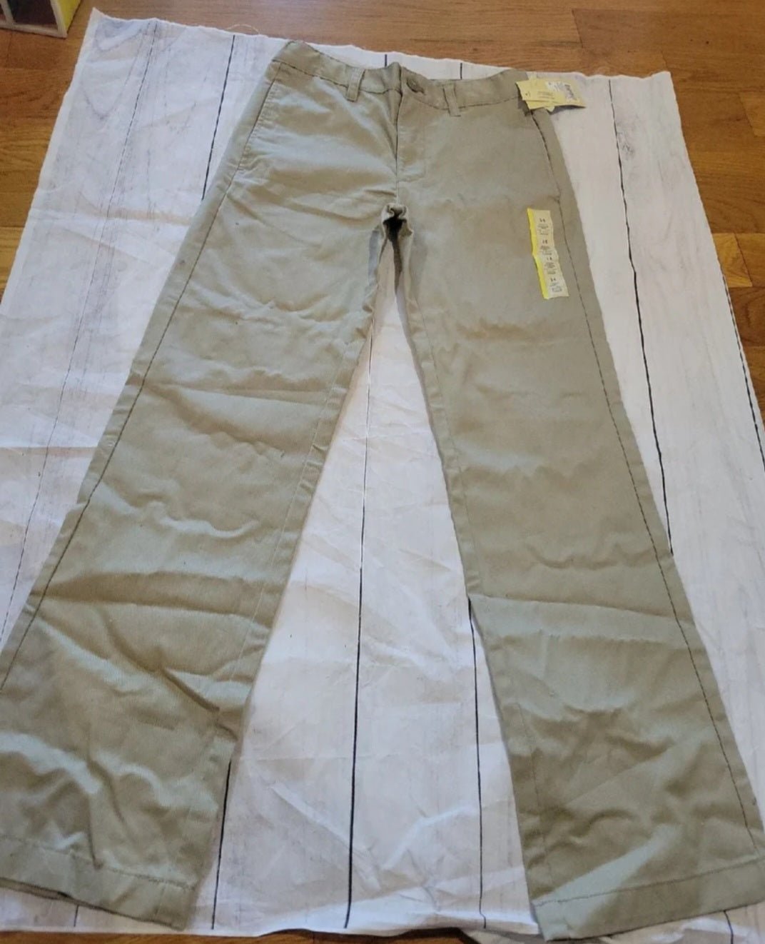 Girl's Khaki school uniform Pants size 14 - I Bought a Yard Sale