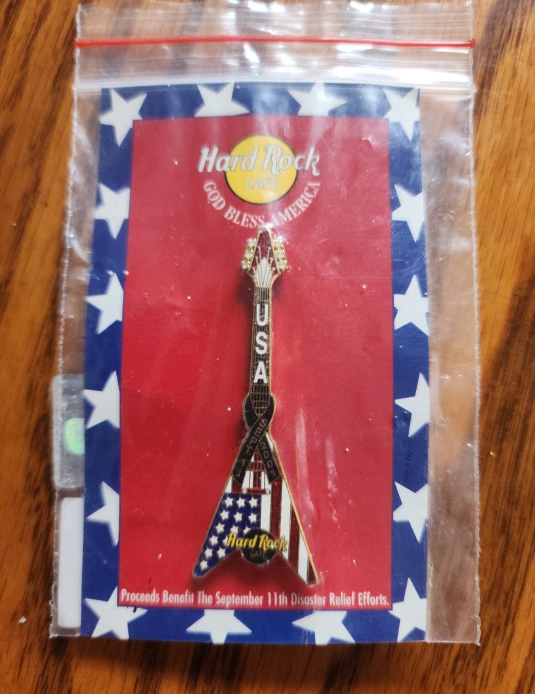 Hard Rock Cafe CHARITY FLAG 9/11/2001 PIN - I Bought a Yard Sale
