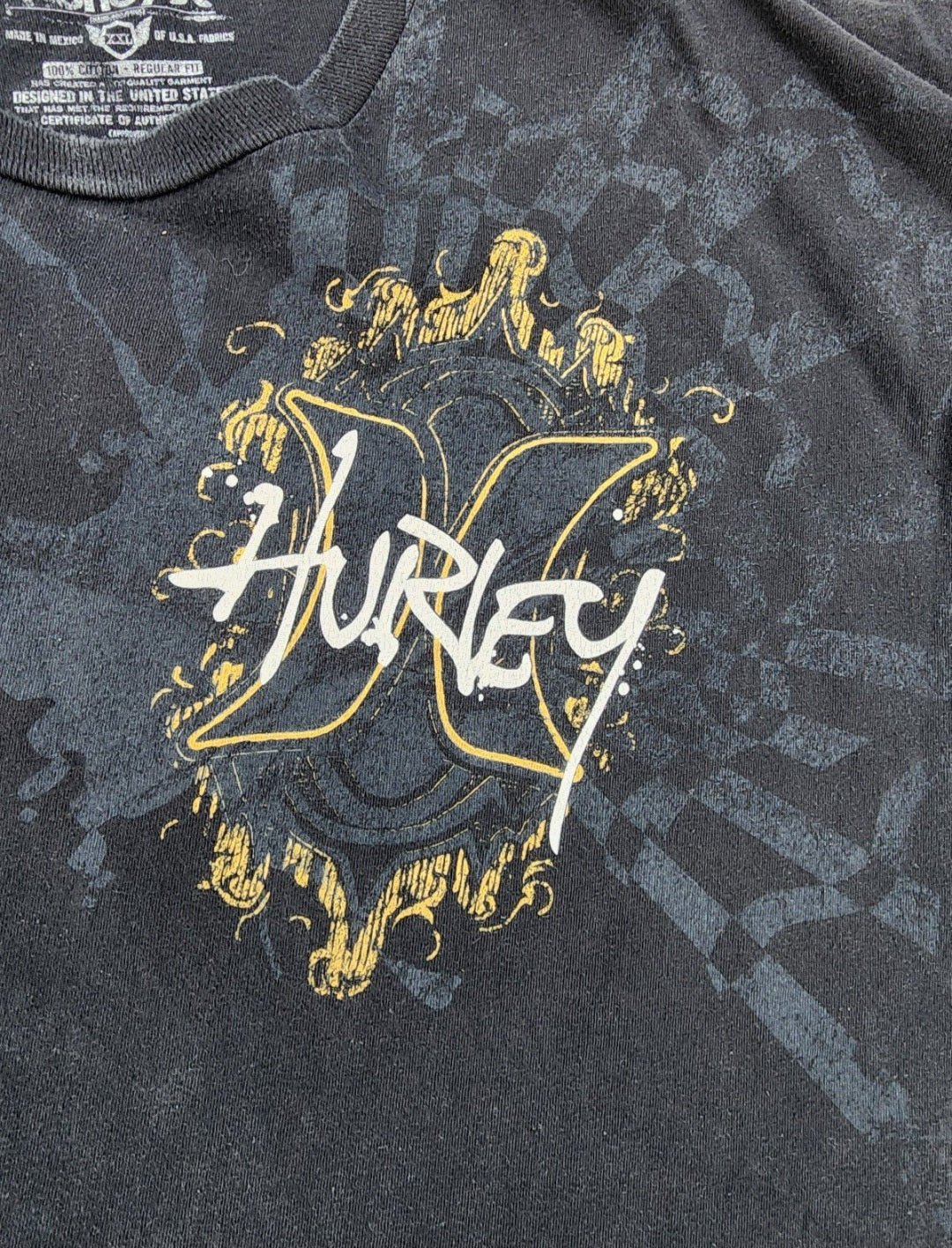 Hurley Men's Navy and Yellow T-shirt XXL - I Bought a Yard Sale