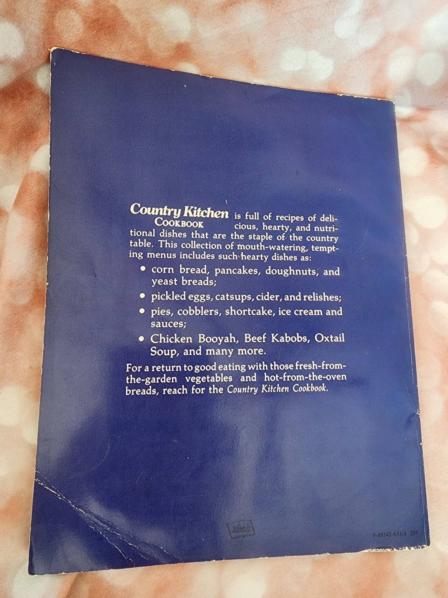 IDEALS COUNTRY KITCHEN COOKBOOK RECIPE BOOK 1975 USA 64p Color Photos - I Bought a Yard Sale