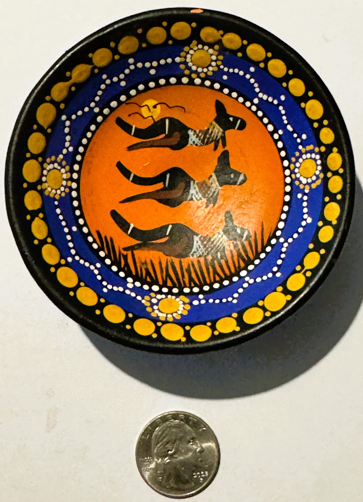 Vintage Aboriginal-Inspired Australian Art Dish 🦘 Hand-Painted Kangaroos Dot Painting