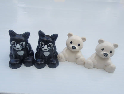LEGO DUPLO Lot: 2 Black Cats & 2 Polar Bears Minifigures/Figures - I Bought a Yard Sale